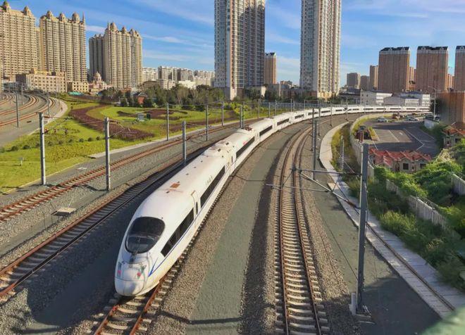哈鐵再恢複開行60列旅客列車（哈鐵繼續增開恢複34趟旅客列車服務）1