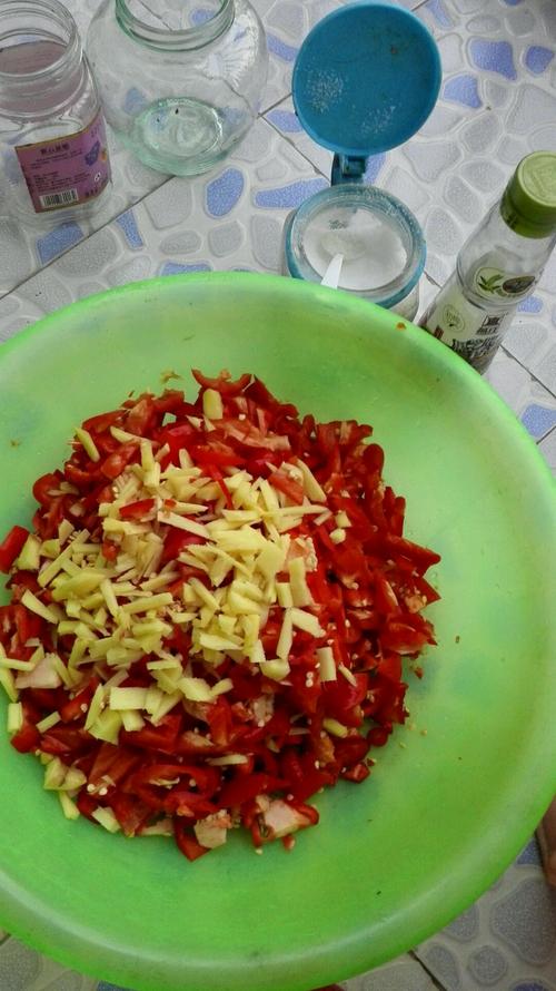 甜紅椒的腌制方法（甜紅椒的腌制方法介紹）1