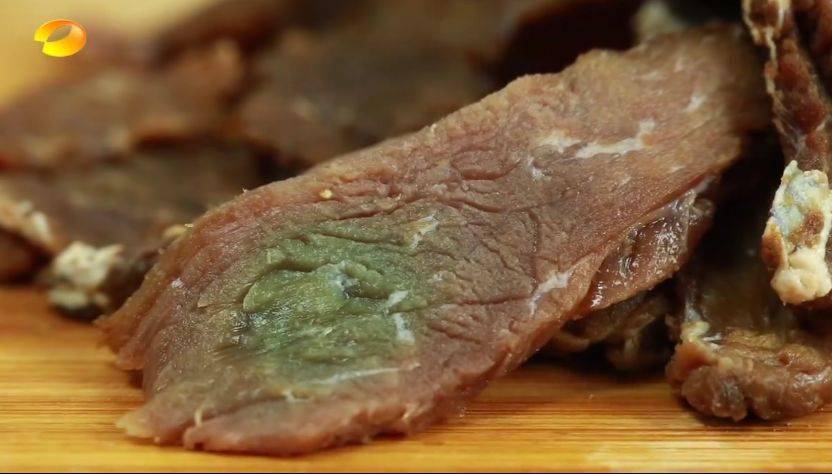 新鮮牛肉變綠還能吃嗎