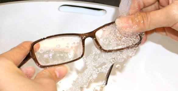 眼鏡怎麼清洗最好