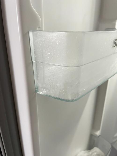 冰箱冷藏室冷凍室結冰是什麼原因（冷藏室結冰原因及措施）1