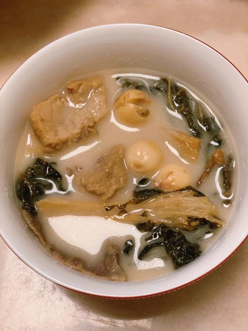 豬肺菜幹湯（豬肺菜幹湯的烹饪方法）1