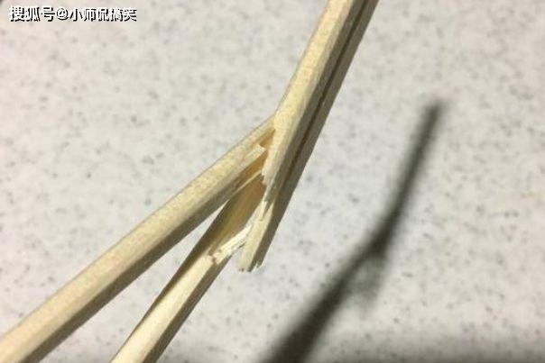 筷子掉在地上是什麼意思（吃飯筷子掉地上是什麼預兆）1