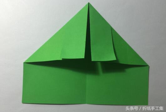 折個象征幸運的四葉草手工折紙（組合型折紙心形四葉草）4