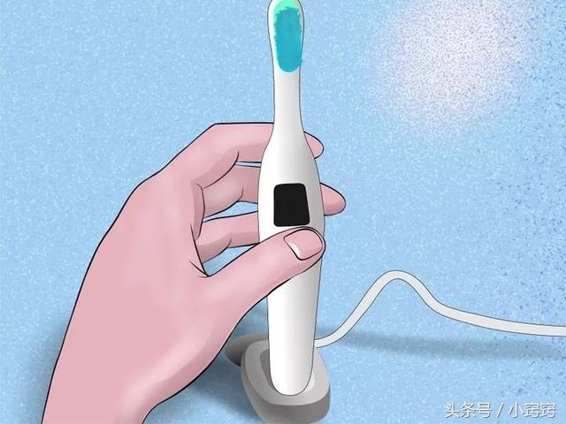 如何使用電動牙刷刷牙（如何使用電動牙刷）9
