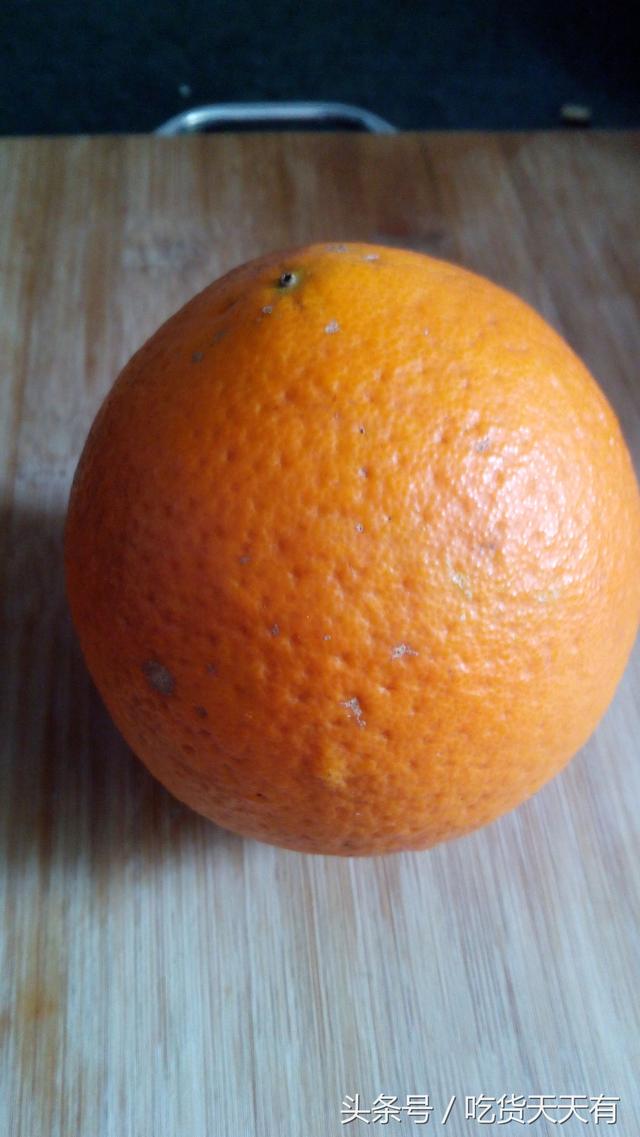 怎樣切橙子才會更好看更好吃（這樣切橙子又快又好）1