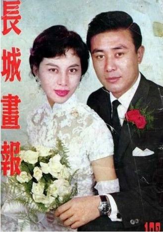 劉曉慶有過四段婚姻有子女嗎（劉曉慶生下來就沒有父親）30
