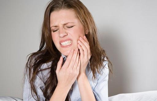 頭疼導緻牙疼是為什麼（牙疼為什麼會引起頭疼）1
