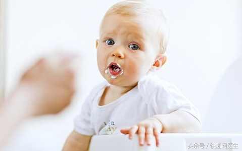 寶寶缺鈣是不是要比平時多補鈣（寶寶缺鈣症狀大彙總）1