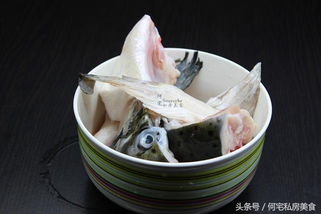 中餐廳砂鍋焗魚頭（中餐廳的熱賣菜）3