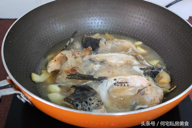 中餐廳砂鍋焗魚頭（中餐廳的熱賣菜）7
