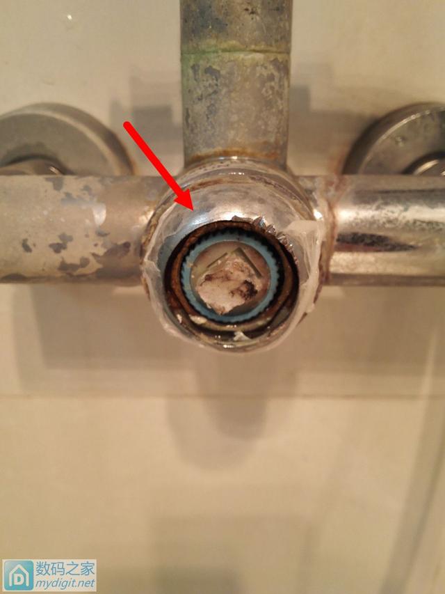 淋浴水龍頭換了閥芯還是漏水（維修成本不到9塊9）9