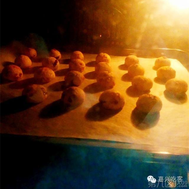 葡萄幹椰蓉面包的做法（下廚房隻要一小時）12