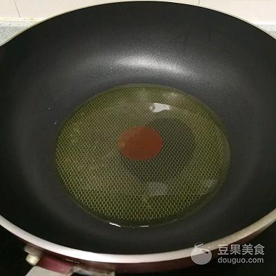 廣東粵菜爆炒牛肉做法（番茄炒牛肉的做法）9