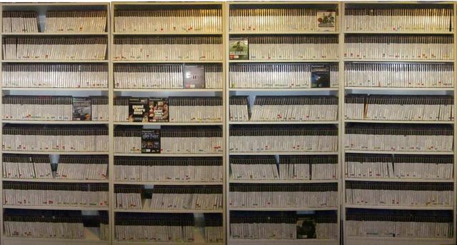 十大經典ps2遊戲（硬核玩家曬超1500個PS2遊戲收藏）1