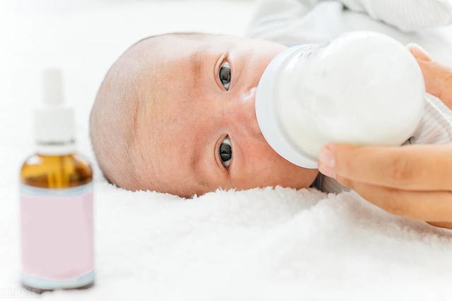 寶寶奶瓶清洗順序（從清洗奶瓶開始）3