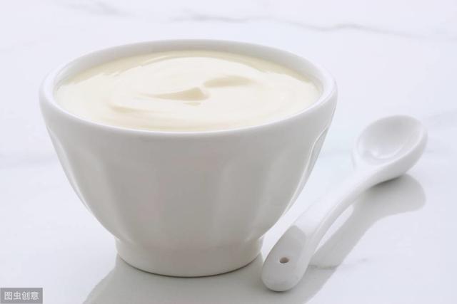 牛奶直接放電飯鍋可以做酸奶嗎（牛奶喝不完别浪費）1