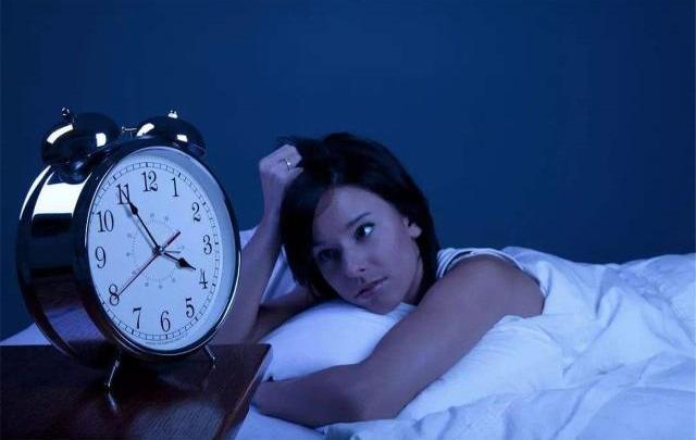 晚上睡覺時身體出現這4種異常（身體頻繁有6個表現）8