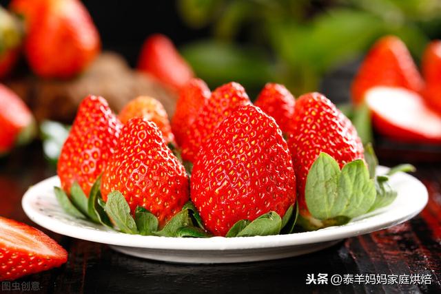 小草莓更好吃（草莓好看又好吃）1