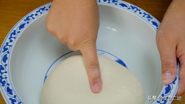 怎麼做油酥燒餅不用面粉（教你在家做油酥燒餅）4