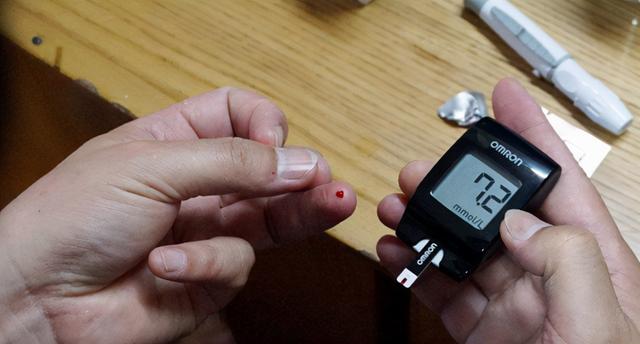 測血糖需要測什麼手指（該選擇哪個手指）3