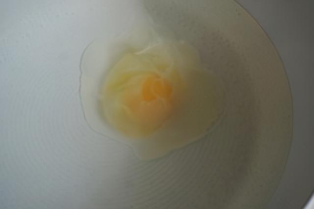 開水荷包蛋怎麼煮才不散（沸水下鍋是大錯）5