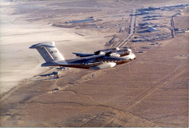 C -130運輸機（C-130憑什麼戰勝了YC-14和YC-15）2