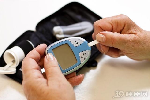 查一下血糖儀的正确使用方法（血糖儀測值不準）(1)