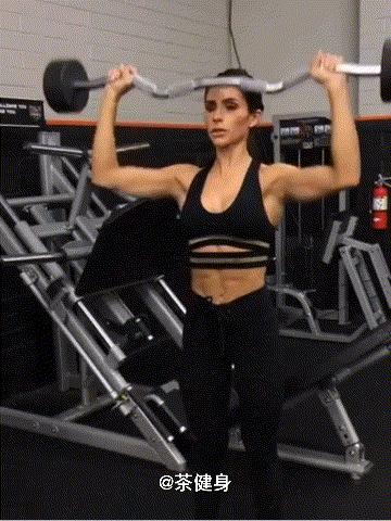 手臂大臂後側肌肉怎麼訓練（4個上肢訓練動作）7