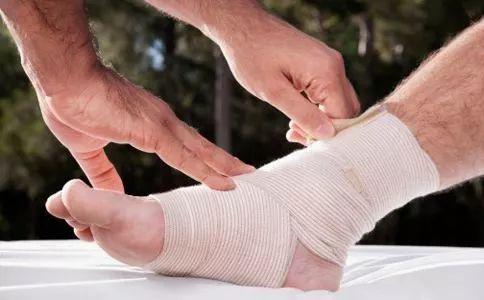 如何正确處理踝關節扭傷（圖說踝關節扭傷那些事兒）4