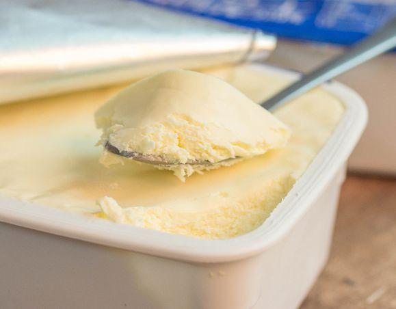 冷凍過的奶油奶酪如何打發（如何拯救打發過度的奶油）17