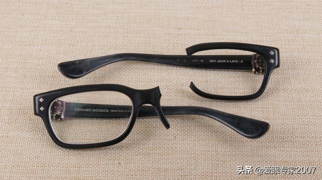 康明眼鏡框黑色純钛會不會掉鍍層（Hearts眼鏡闆材鏡框斷裂的修理維修）40