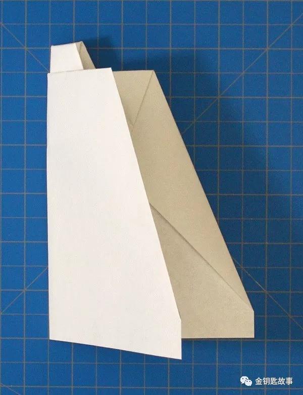 紙飛機的折法飛得又遠又超簡單（紙飛機折法教程1）8