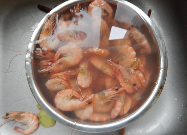 正宗水煮蝦的做法是熱水還是冷水（老祖宗留下來的煮蝦秘籍）5