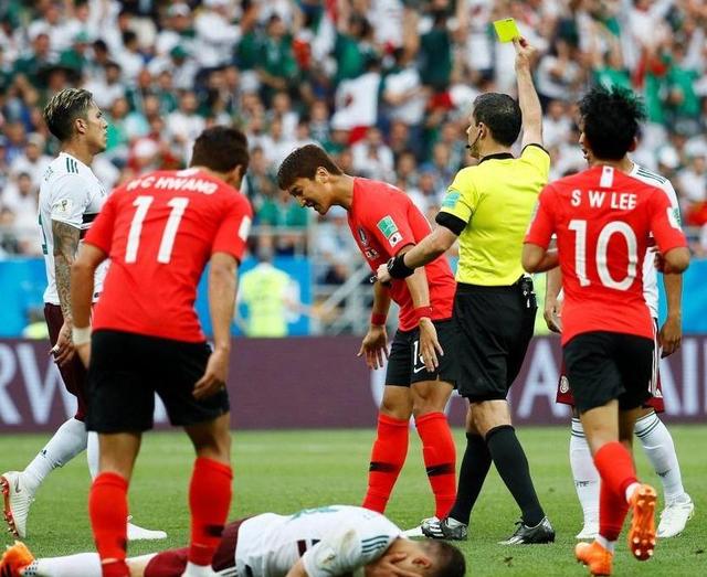 02年世界杯韓國裁判現在怎麼了（韓國球員談02年世界杯暴力犯規）1