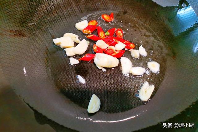 蒜蓉蚝油白菜的做法大全（味道鮮香做法簡單）10