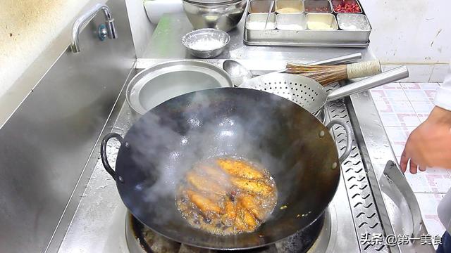紅燒帶魚不粘鍋怎麼燒（廚師長教你做紅燒帶魚）7