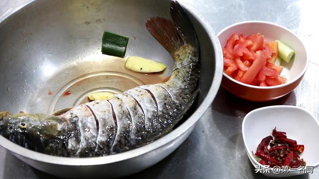 紅燒魚的家常做法簡單易學還好吃（紅燒魚這樣做才好吃）7