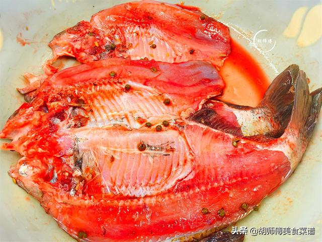 臘魚腌制方法需要洗魚嗎（腌臘魚時萬不可直接洗）4