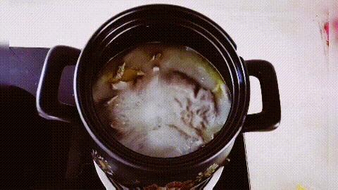 鴿子豬肚湯怎麼炖最補氣血（秋後多喝豬肚鴿子湯）12