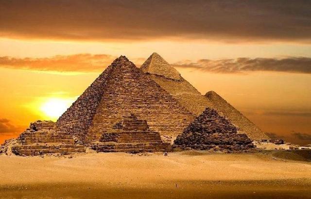 埃及的金字塔有什麼神奇的地方（被譽為世界七大奇迹之一）5