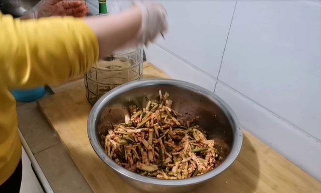 老式辣蘿蔔條的腌制方法（幾代人傳承的老手藝）15