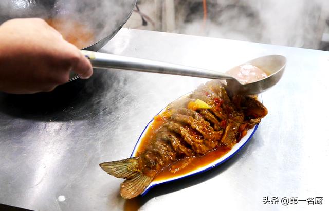 紅燒魚的家常做法簡單易學還好吃（紅燒魚這樣做才好吃）19