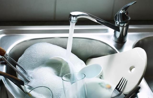 洗碗機能把餐具洗幹淨嗎