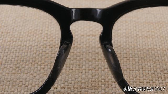 康明眼鏡框黑色純钛會不會掉鍍層（Hearts眼鏡闆材鏡框斷裂的修理維修）62