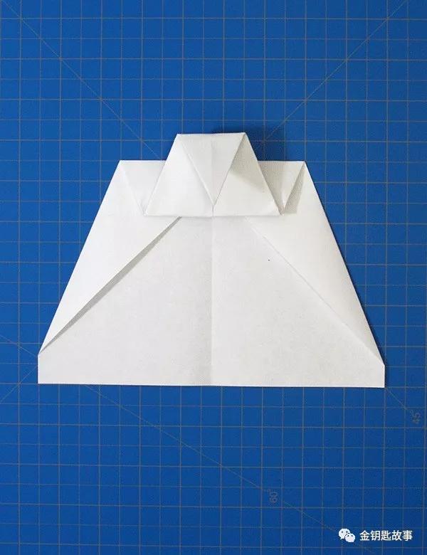 紙飛機的折法飛得又遠又超簡單（紙飛機折法教程1）7