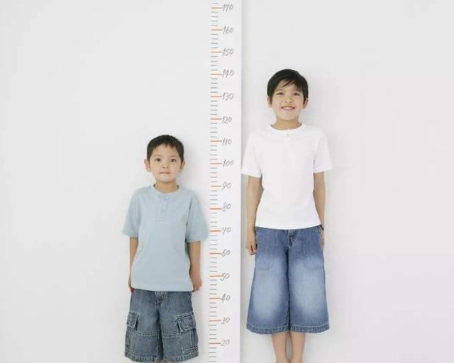 男孩一般在多少歲停止長高（男孩子多少歲會停止長高）2