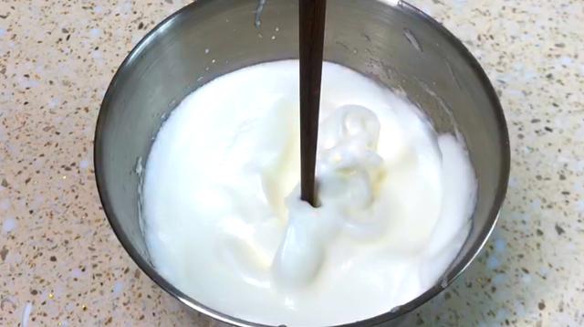 怎麼做蒸蛋糕不用酸奶不用打蛋器（沒烤箱沒打蛋器）10