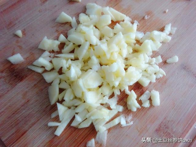 平底鍋糯米蘋果餅做法（手不沾面做成餅）8