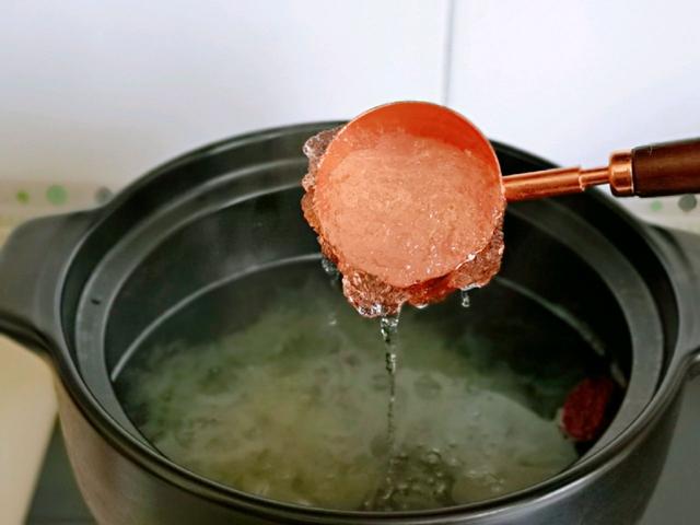 銀耳皂角米桃膠雪燕做法用高壓鍋（蔓越莓雪燕皂角米銀耳羹）8